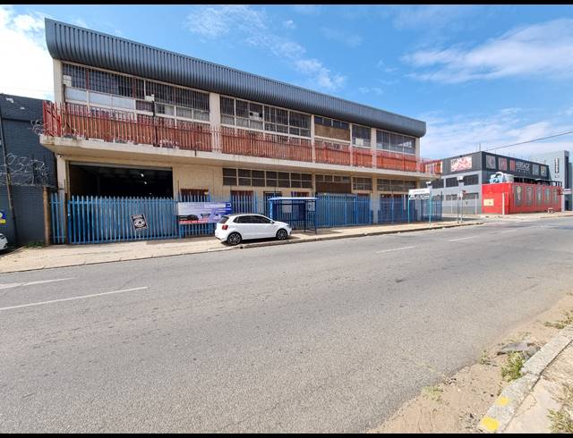 2,310M² FACTORY FOR SALE IN OPHIRTON